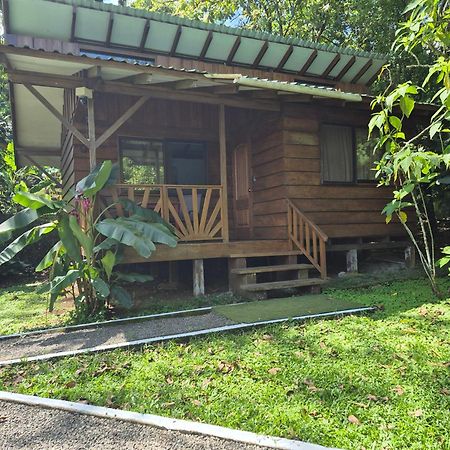 Centro Ananda Bed & Breakfast Guapiles Exterior photo
